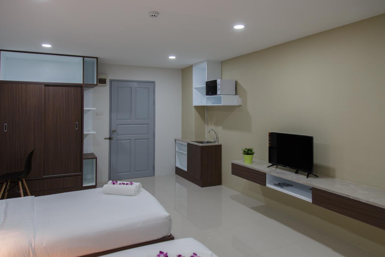 Q Space Residence Bangkok Exterior photo